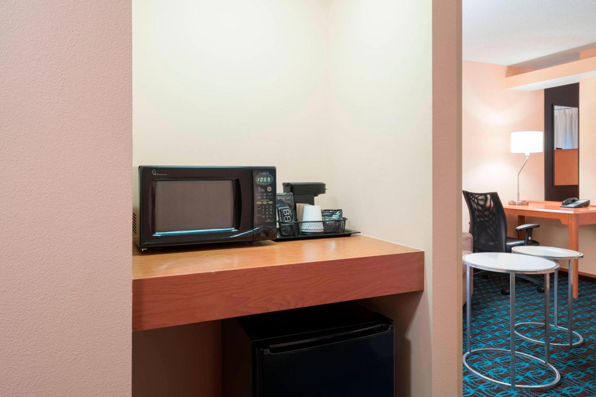 Fairfield Inn & Suites By Marriott סטייט קולג' מראה חיצוני תמונה
