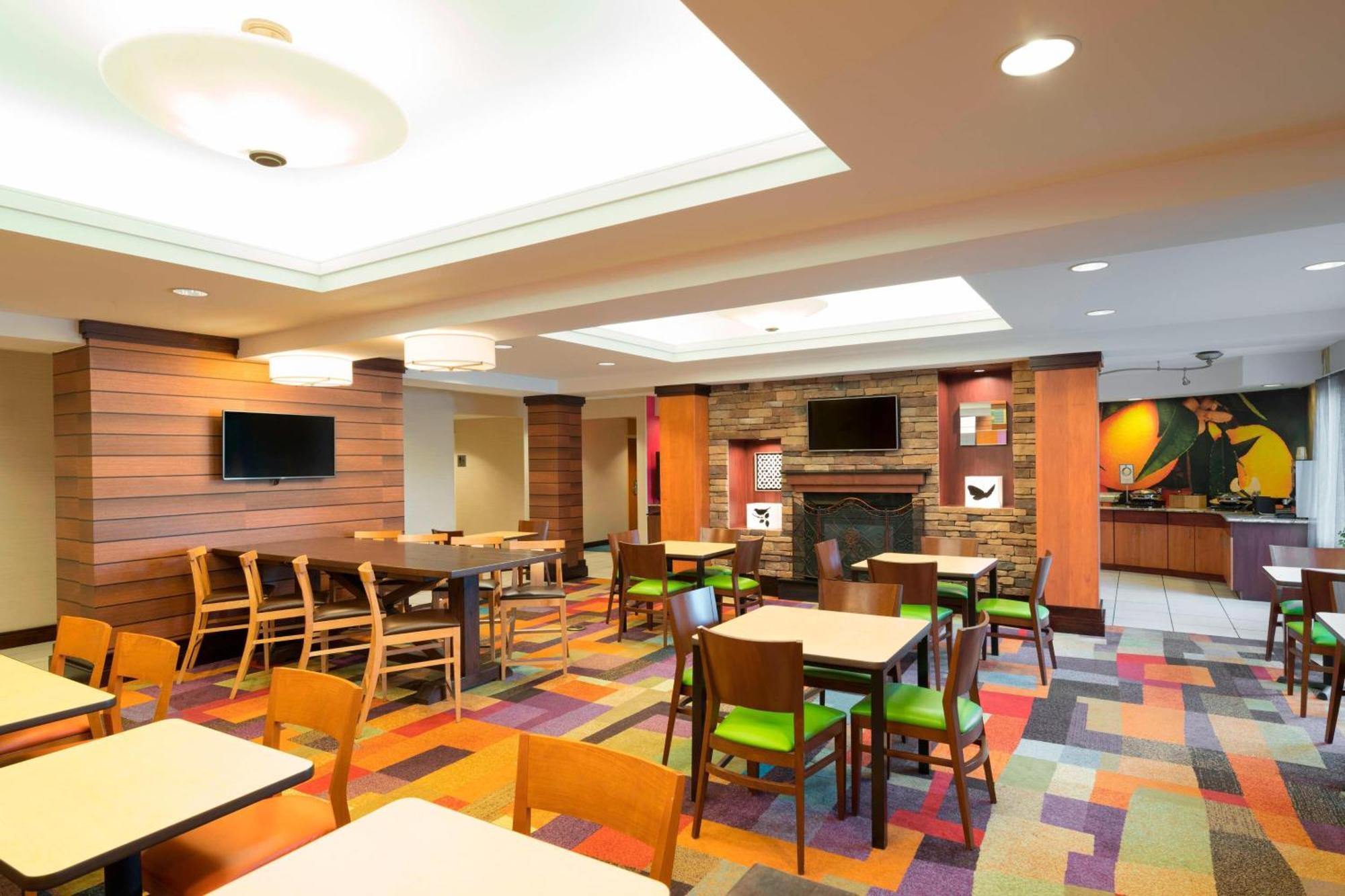 Fairfield Inn & Suites By Marriott סטייט קולג' מראה חיצוני תמונה